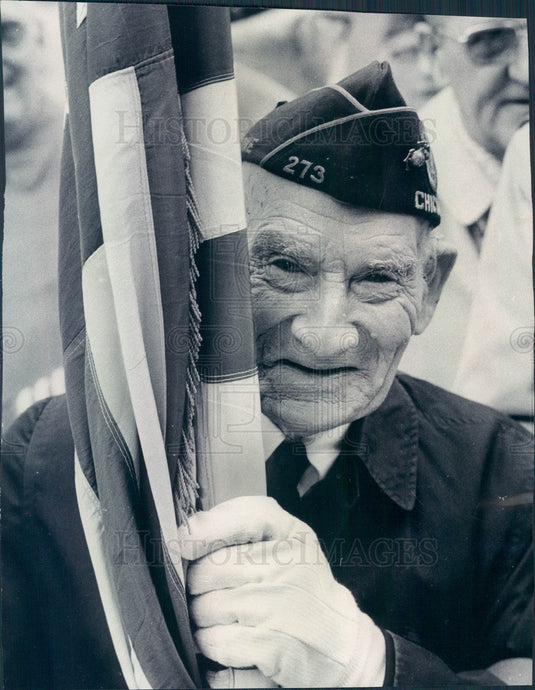 1975 Chicago, Illinois WWI Veteran Noel Lewis Press Photo - Historic Images