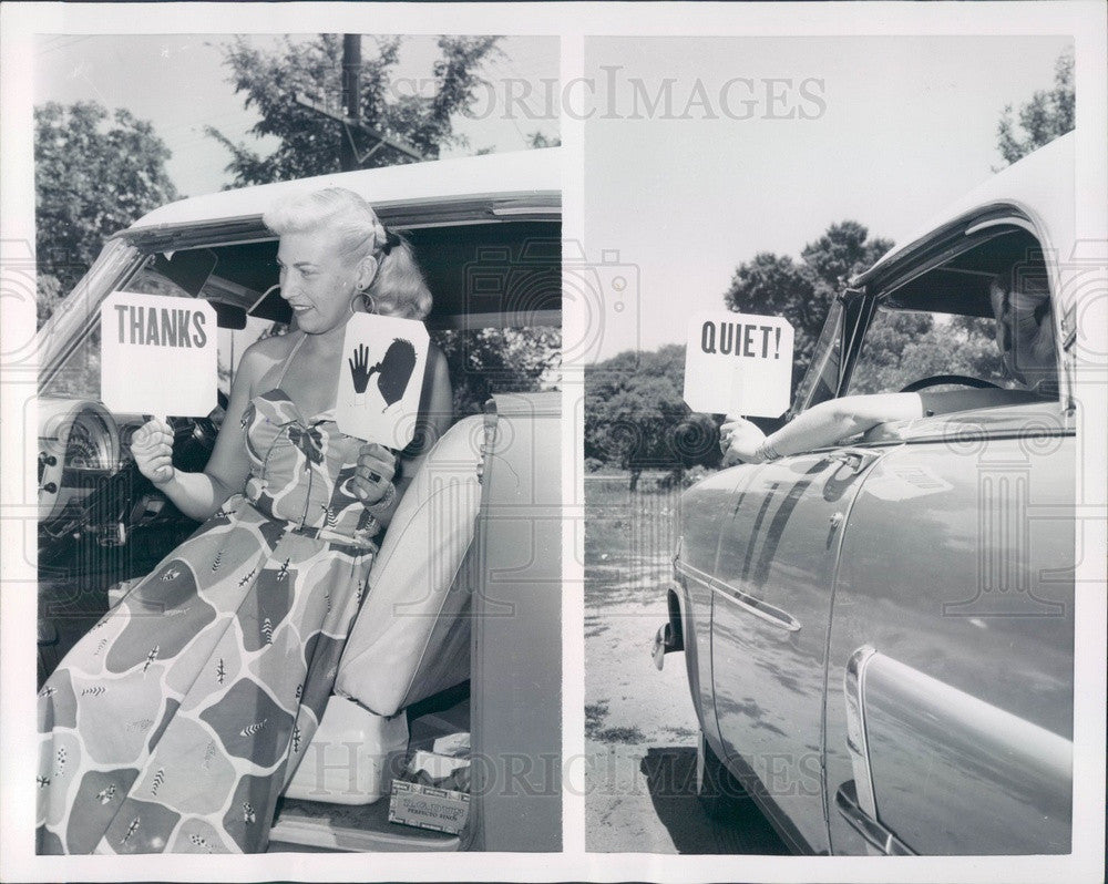 1954 Detroit, Michigan Auto Driver Signs Press Photo - Historic Images