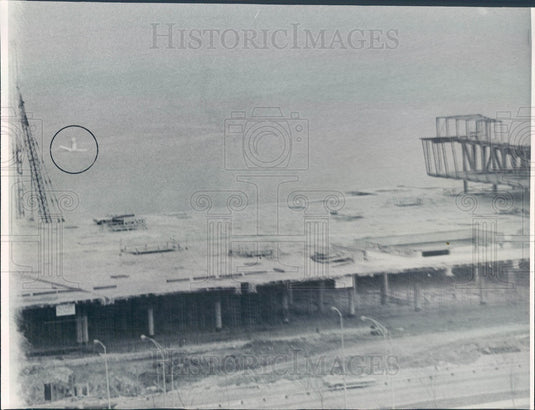 1968 Chicago, Illinois B-26 Bomber Sinking in Lake Michigan Press Photo - Historic Images