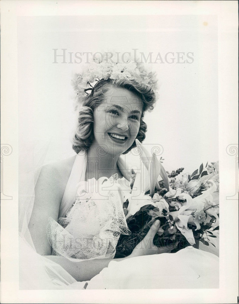 1974 Joan Kennedy, Wife of Senator Edward (Ted) Kennedy Press Photo - Historic Images