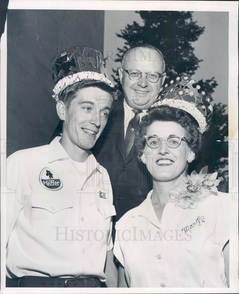 1958 Detroit, Michigan Mayor Miriani &amp; Bowling King &amp; Queen Press Photo - Historic Images