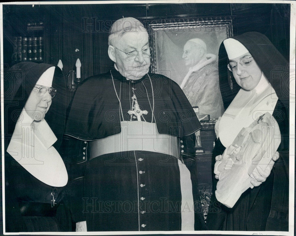 1963 Denver, CO Mercy Hospital Administrator Sister Mary Kieran Press Photo - Historic Images