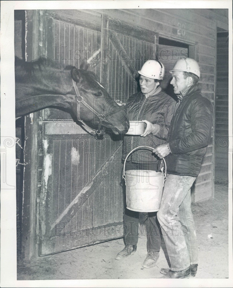 1964 Chicago, IL Horse Owners Bill &amp; Pat Rodeau &amp; Goldie Chance Press Photo - Historic Images