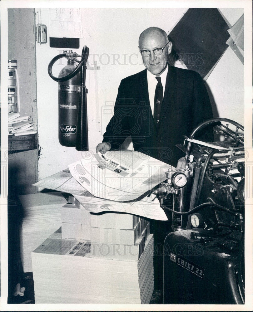 1965 Denver, CO Consolidated Mutual Water Co President Leslie Arnold Press Photo - Historic Images
