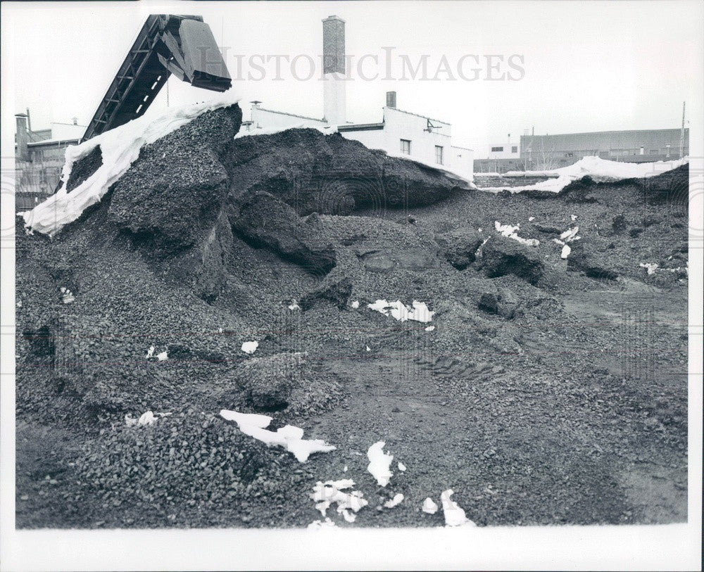1968 Detroit, Michigan Mistele Coal Co Depleted Stock Press Photo - Historic Images