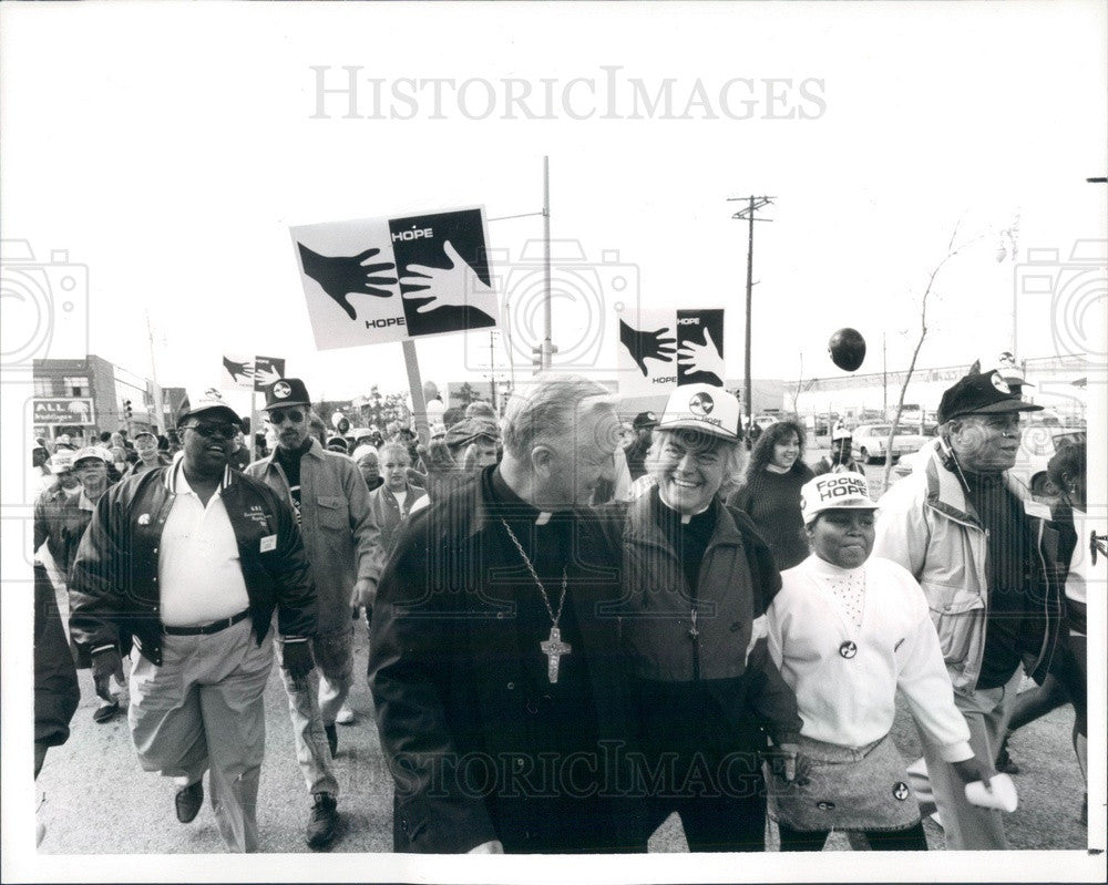 1991 Detroit, MI Focus:HOPE Walk for Justice, Rev Wm Cunningham Press Photo - Historic Images