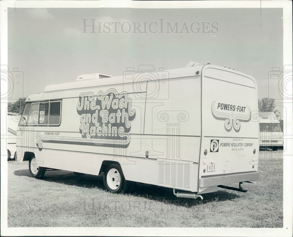 1977 Power Regulator Co Traveling Showroom of Modular Shower Units Press Photo - Historic Images