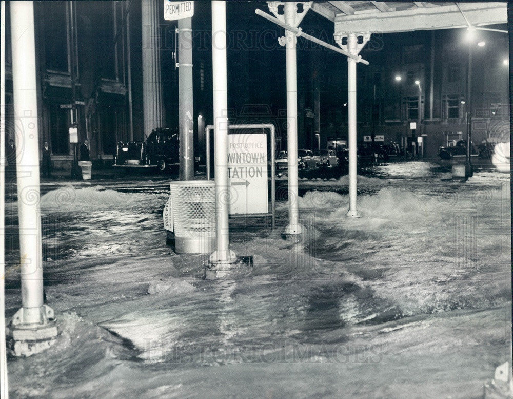 1966 Chicago, Illinois Broken Water Main Flooding, LaSalle &amp; Quincy Press Photo - Historic Images