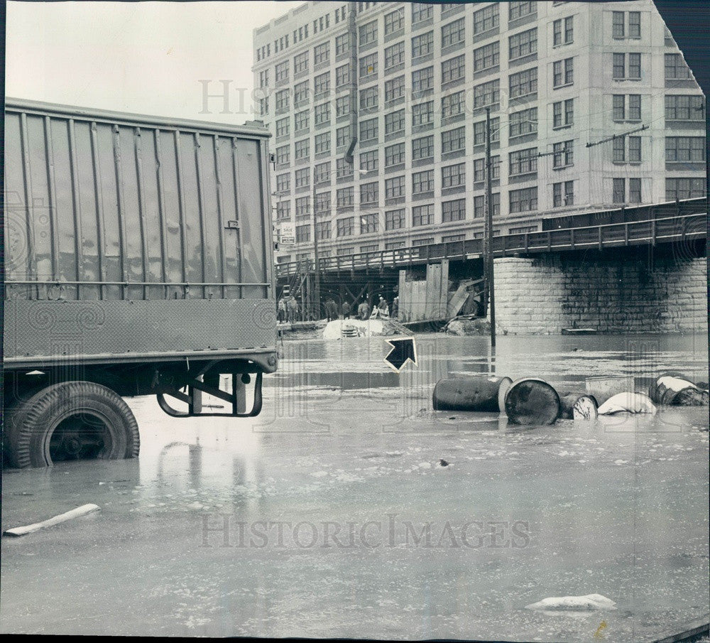 1966 Chicago, IL Pennsylvania RR Yards Broken Water Main Flooding Press Photo - Historic Images