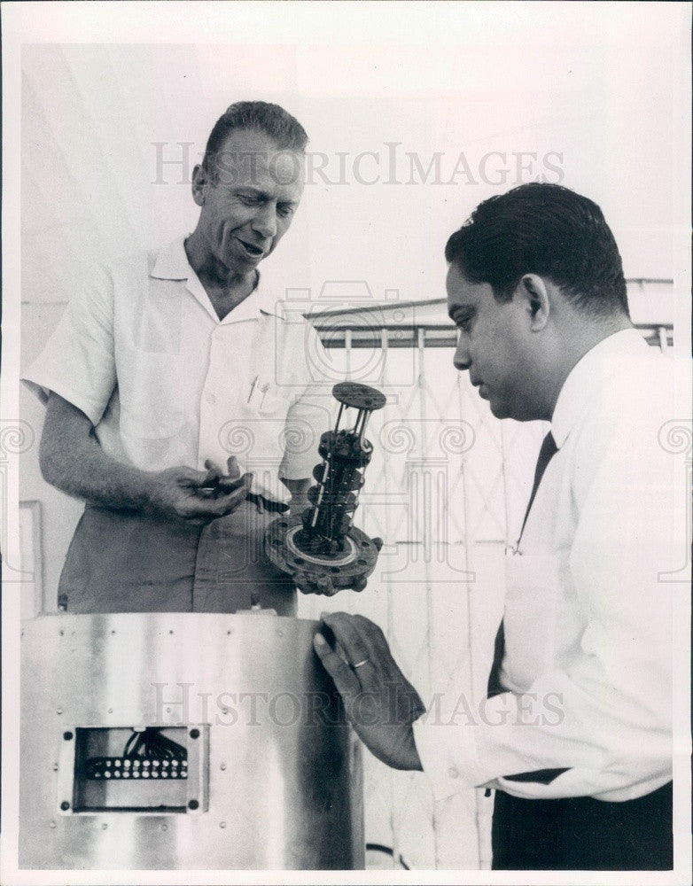 1964 US Peace Corps Volunteer Robert Weakley of Denver, CO Press Photo - Historic Images