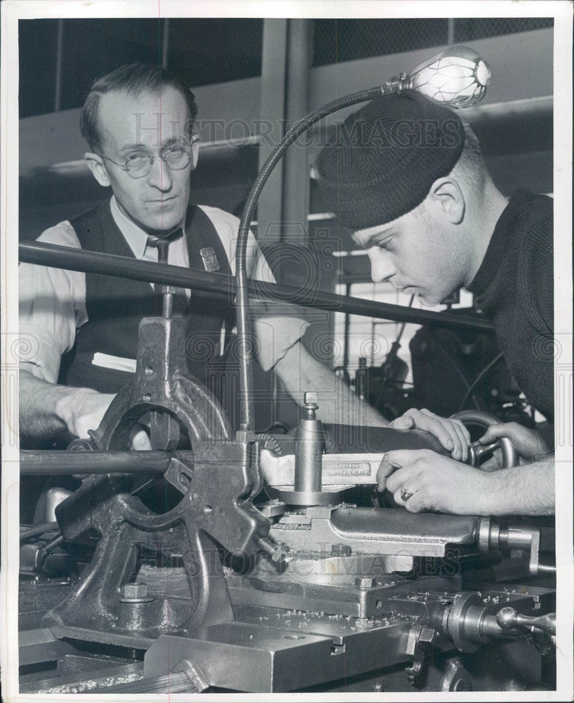 1941 Detroit, MI Ford Motor Naval Training School at River Rouge Press Photo - Historic Images