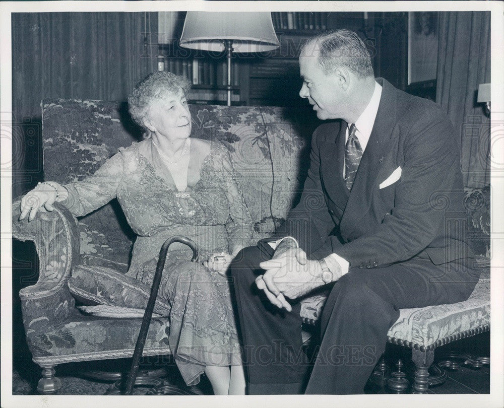 1952 Detroit, Michigan Society, Mrs Fred T Murphy & Fred Alger Jr Press Photo - Historic Images