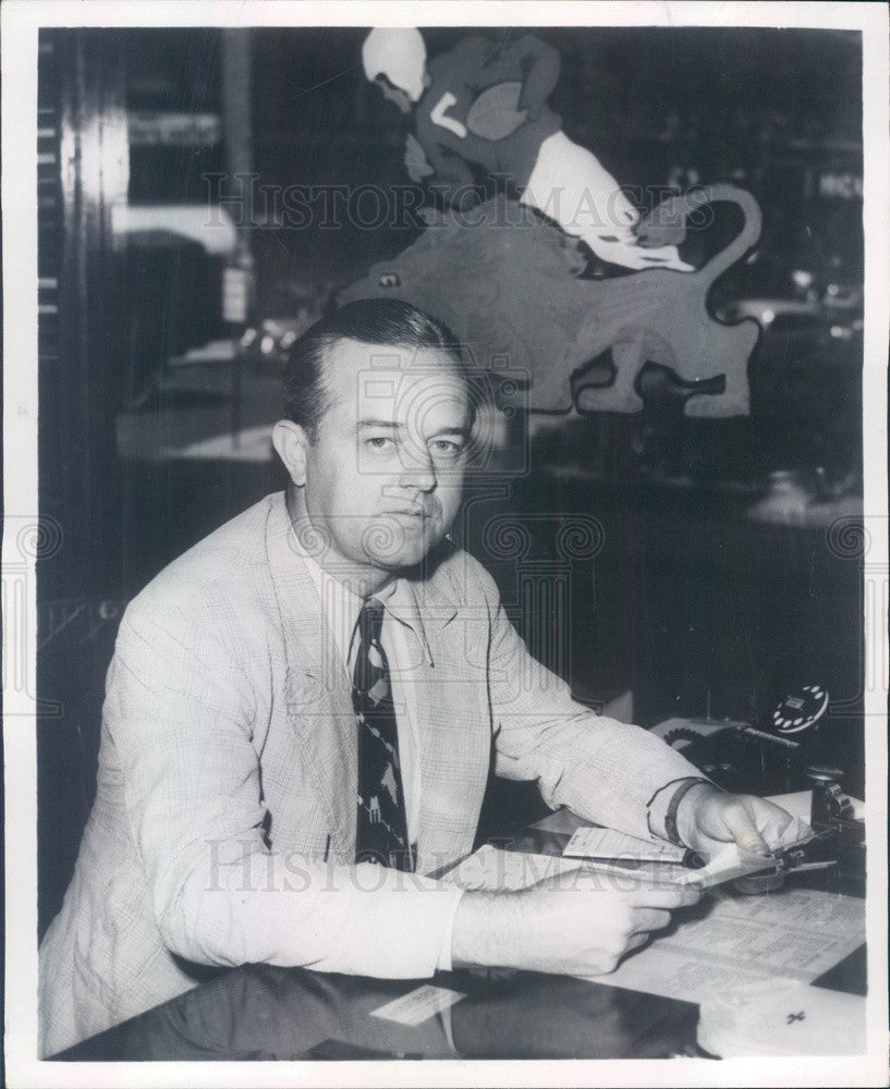 1955 Detroit, Michigan Olympia Exec Lew Cromwell Press Photo - Historic Images