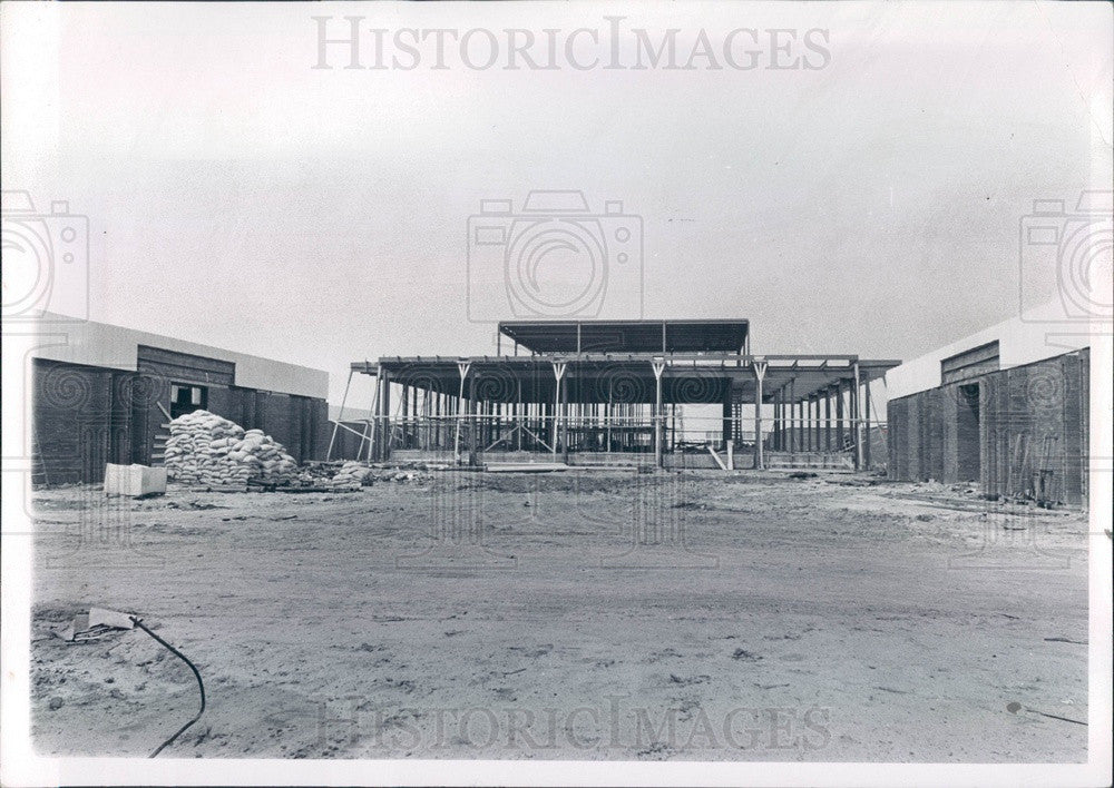 1967 Michigan, Macomb County Community College, Warren Campus Press Photo - Historic Images