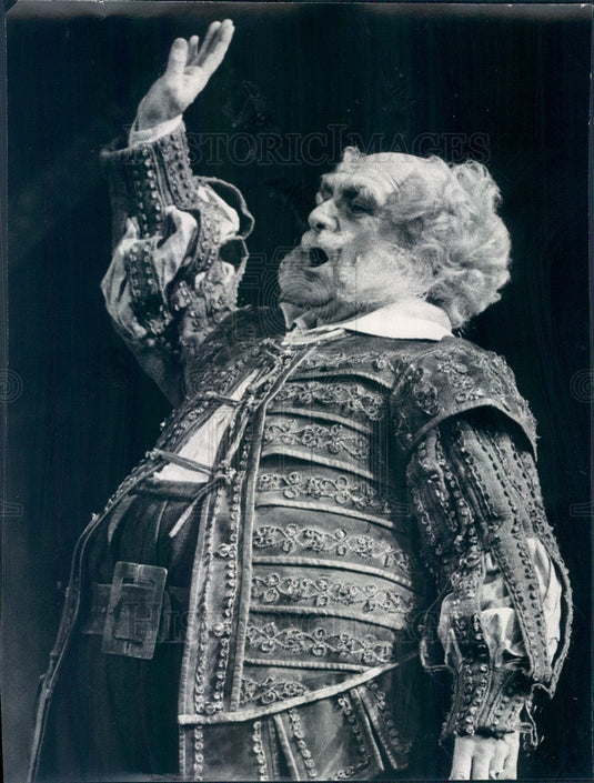 1974 Chicago, Illinois Scene from Opera Falstaff Press Photo - Historic Images