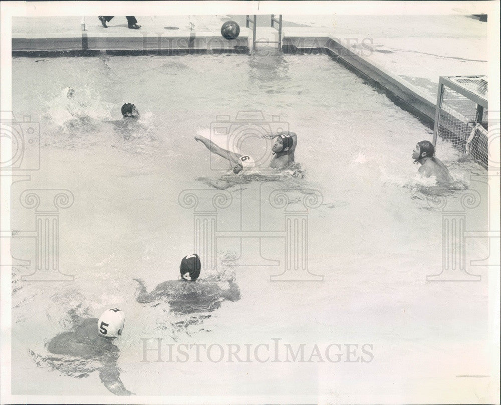 1959 Chicago, IL Pan American Games Water Polo, US vs Mexico Press Photo - Historic Images
