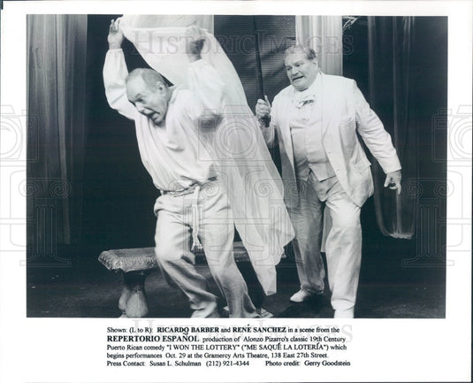 1991 Actors Ricardo Barber & Rene Sanchez in I Won The Lottery Press Photo - Historic Images