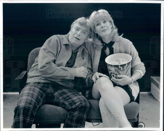 Undated Actors David Nairn & Hollis Resnick Press Photo - Historic Images