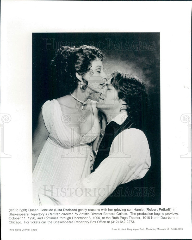 1996 Actors Lisa Dodson &amp; Robert Petkoff in Hamlet Press Photo - Historic Images