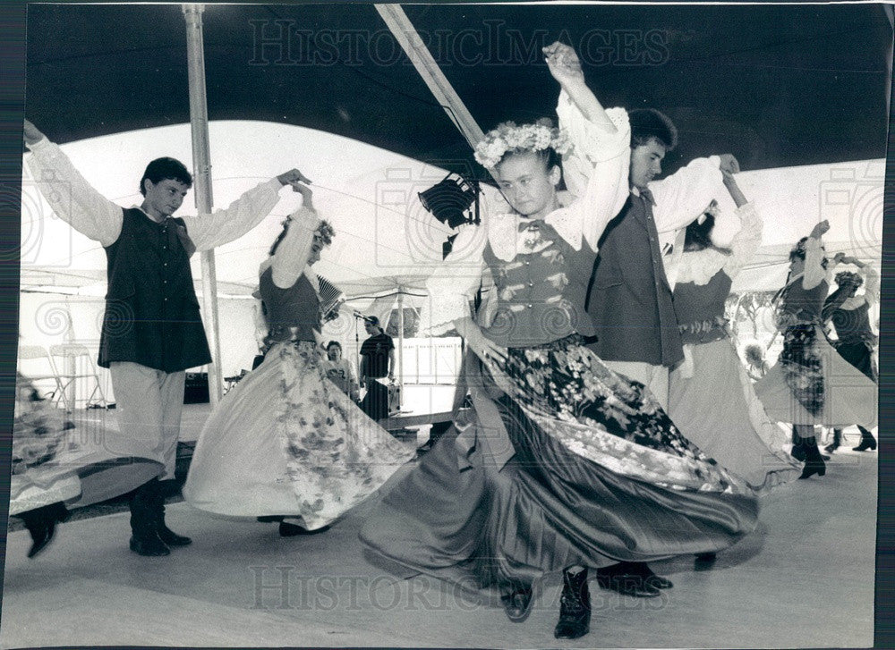 1991 Chicago, Illinois Polish Festival, Pruca Dance Troupe Jacowo Press Photo - Historic Images