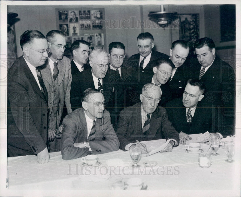 1946 Michigan Newspaper Publishers Press Photo - Historic Images