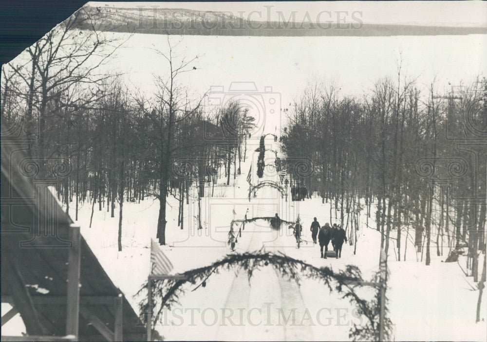 1931 North Michigan Tobogganing Press Photo - Historic Images