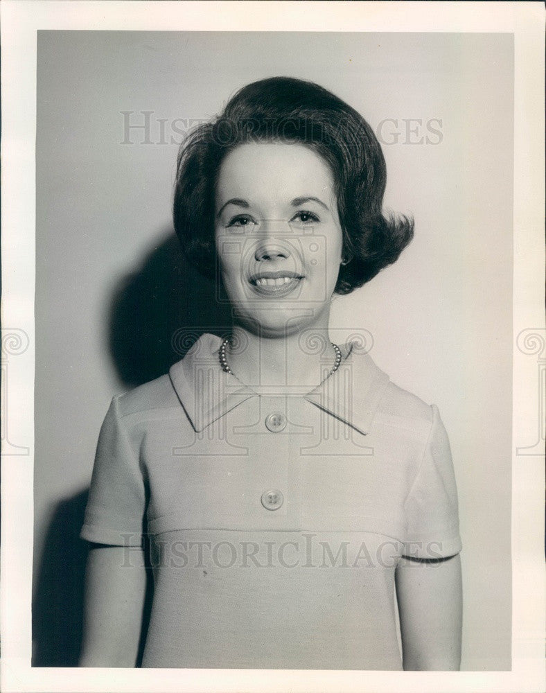 1966 Chicago, IL Miss Young Worlds Fairest Finalist Carol Ann Wrobel Press Photo - Historic Images