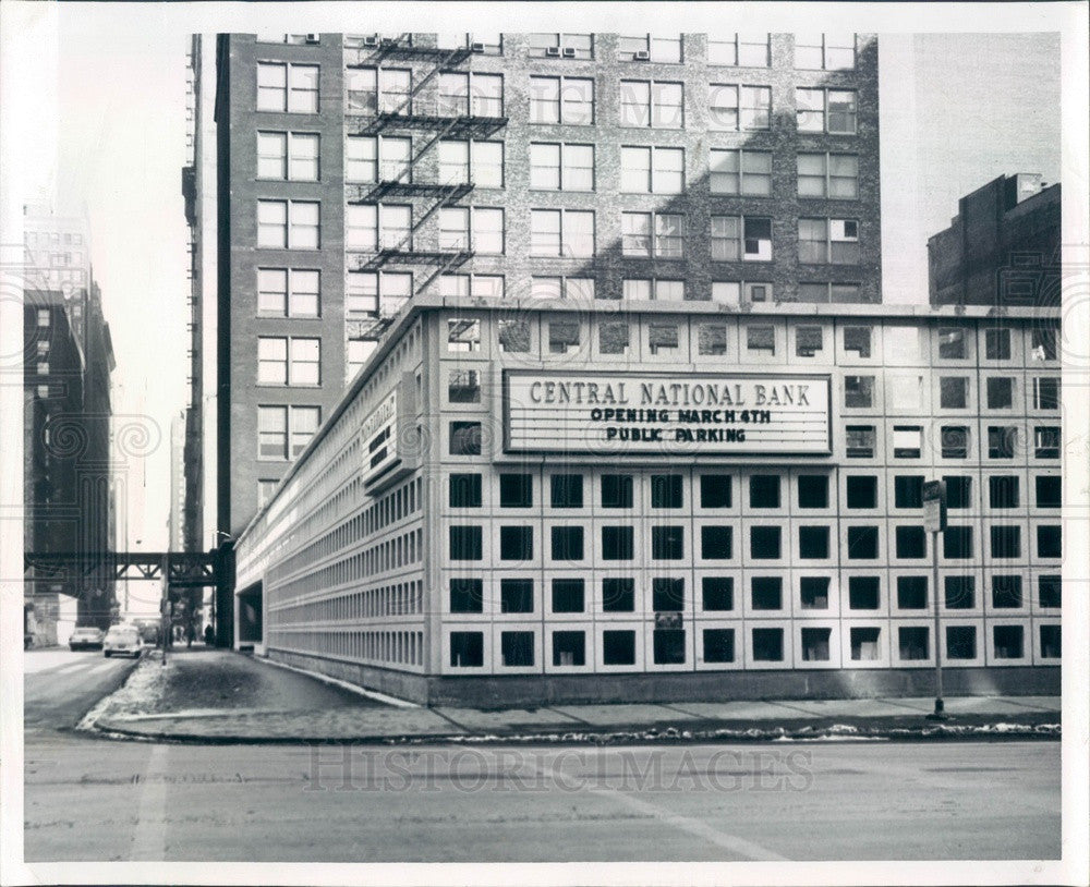 1963 Chicago, Illinois Central National Bank Parking Garage Press Photo - Historic Images