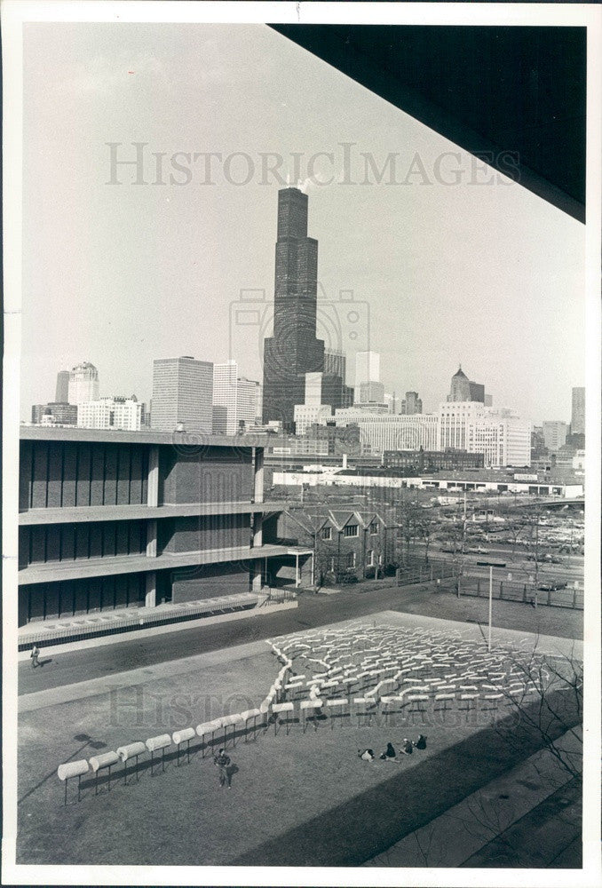 1981 University of Illinois Wood Sculptor Dan Yarbrough, Aerial View Press Photo - Historic Images