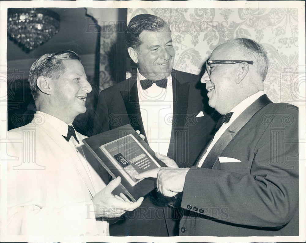 1965 Chicago, Illinois Sears Roebuck President Crowdus Baker Press Photo - Historic Images