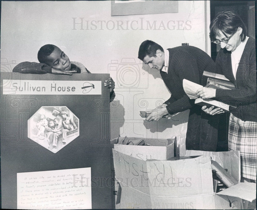 1966 Chicago, Illinois Sullivan House, Director Douglas Dillon Press Photo - Historic Images