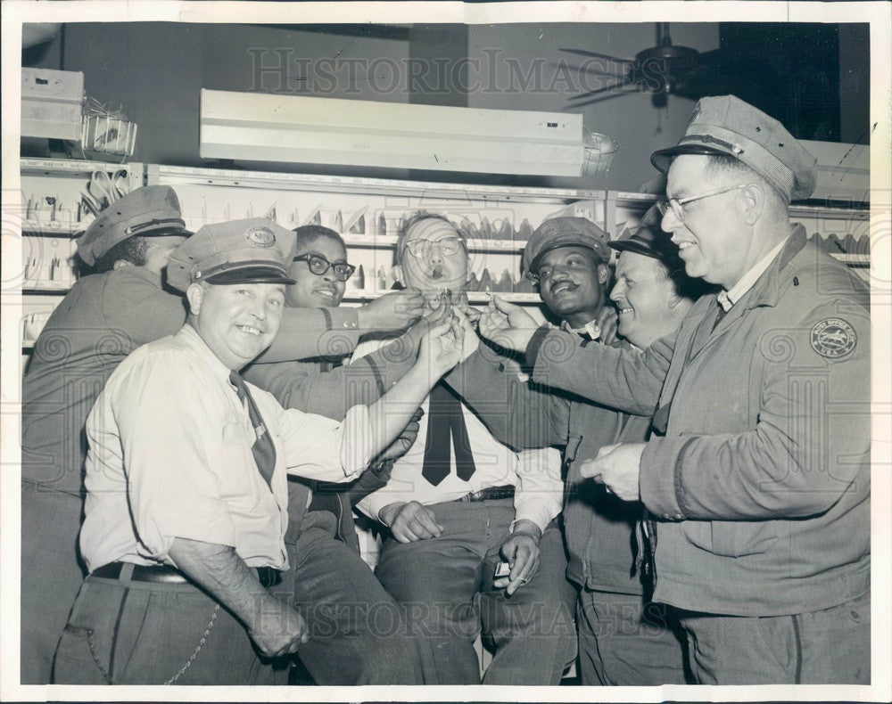 1964 Chicago, Illinois Irish Sweepstakes Winner Ray Barthel Press Photo - Historic Images