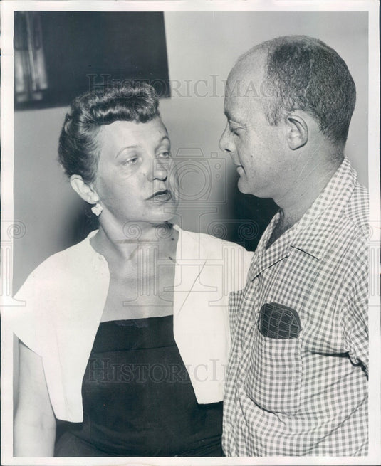 1954 Detroit, MI Communist Party Chairman Saul Wellman & Wife Press Photo - Historic Images