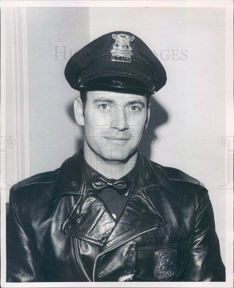 1969 Detroit, Michigan Patrolman of the Month Ralph Schuster Press Photo - Historic Images