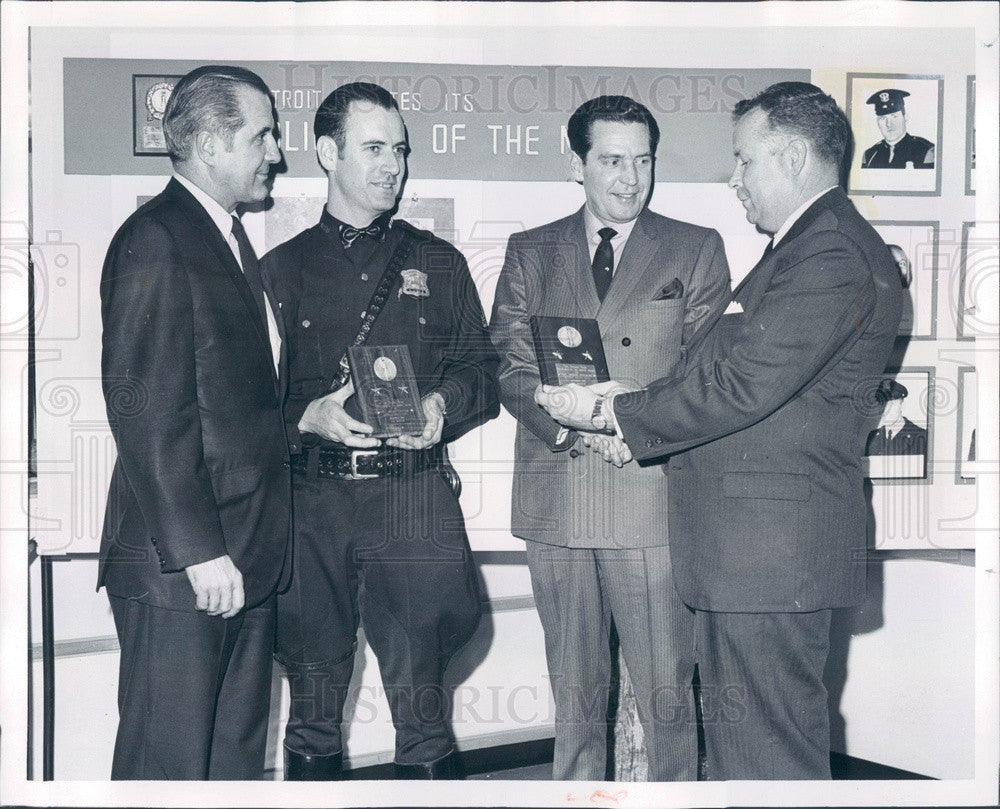 1969 Detroit, Michigan Patrolman of the Month Ralph Schuster Press Photo - Historic Images