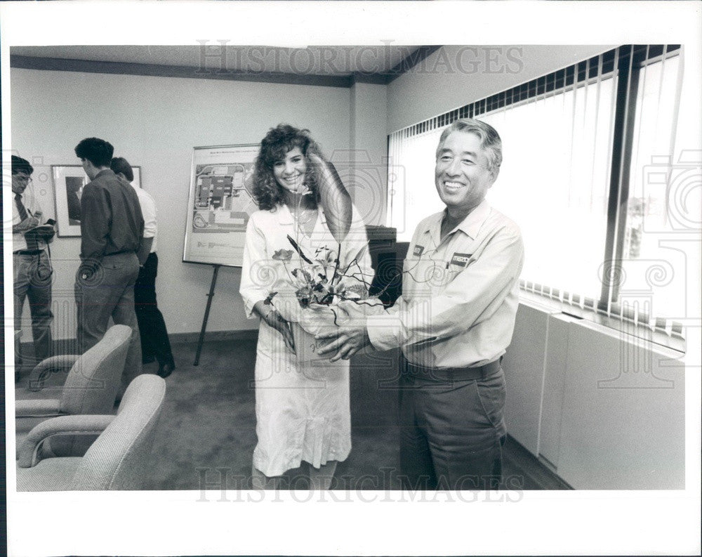 1989 Flat Rock, Michigan Mazda Motors President Osamu Nobuta Press Photo - Historic Images