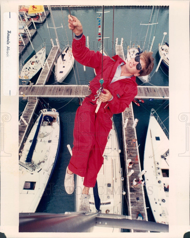 1989 Ann Arbor, Michigan Sailboat Stripes Crew Member Howie Stevens Press Photo - Historic Images