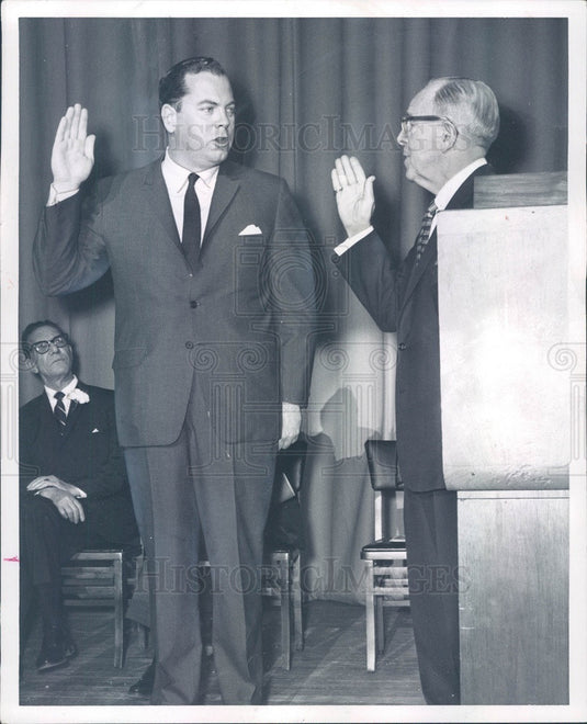 1966 Detroit, Michigan Mayor Jerome Cavanagh & Thomas Leadbetter Press Photo - Historic Images