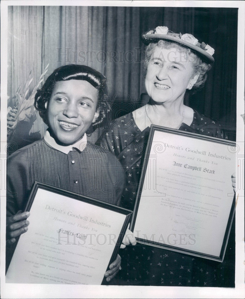 1958 Detroit, MI Detroit News Poet Anne Campbell &amp; Frances Lamb Press Photo - Historic Images