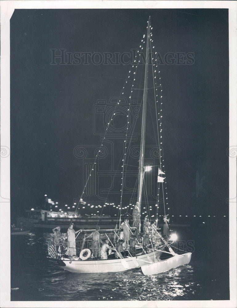 1960 Chicago, IL Lakefront Festival Venetian Night, Boat Esbro V Press Photo - Historic Images