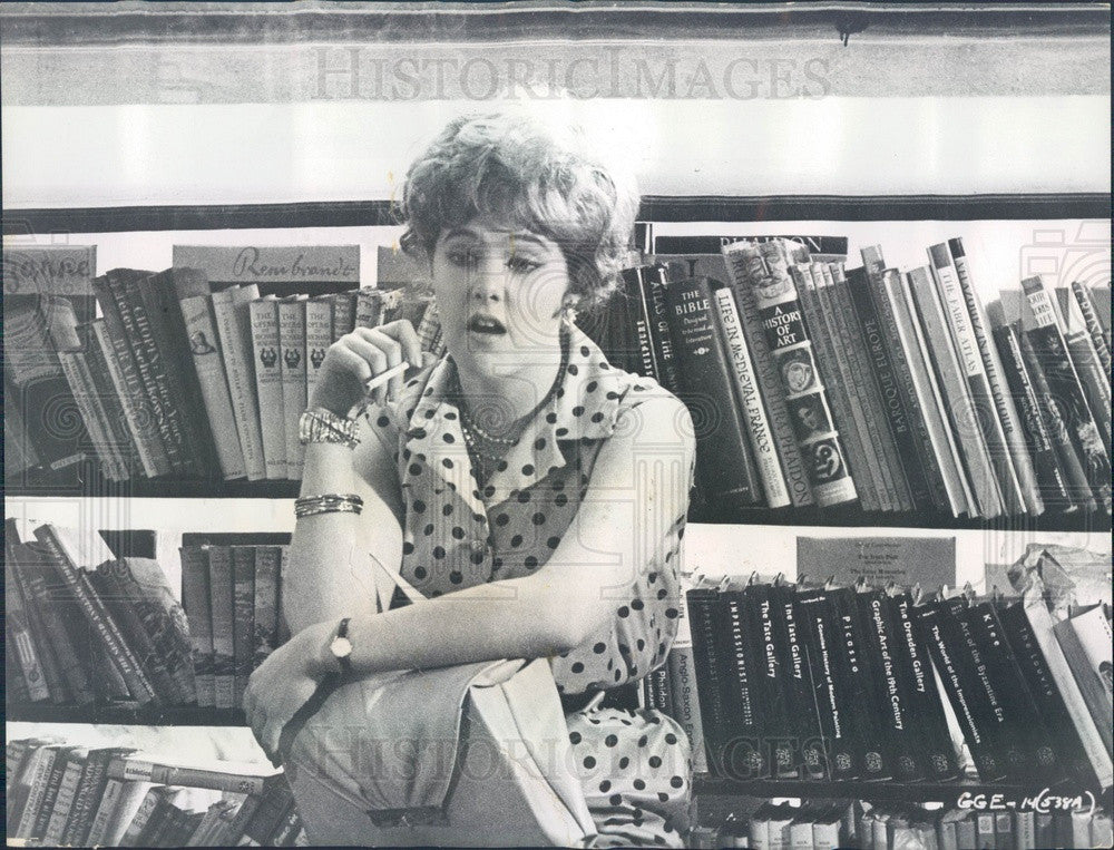 Undated Hollywood English Actress Lynn Redgrave Press Photo - Historic Images