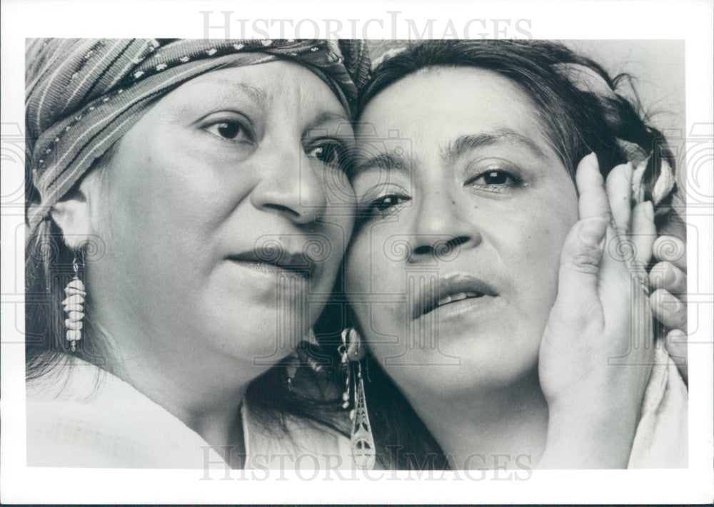 1997 Chicago, IL Actors Elvira/Hortensia Colorado at Sor Juana Fest Press Photo - Historic Images