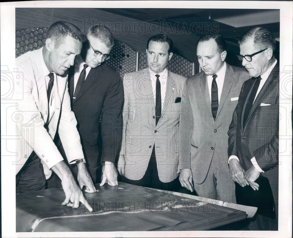 1966 Pinellas County, Florida Caladesi Island Planning Officials Press Photo - Historic Images