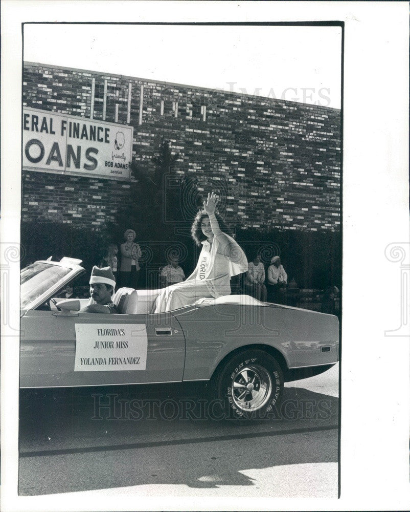 1980 Pinellas Park, FL Christmas Parade, Jr Miss Yolanda Fernandez Press Photo - Historic Images