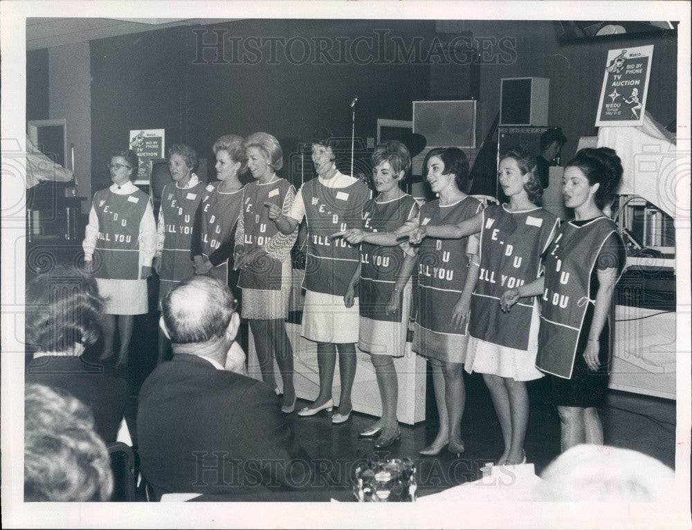 1968 St Petersburg, Florida TV Station WEDU We-Du Girls Singers Press Photo - Historic Images