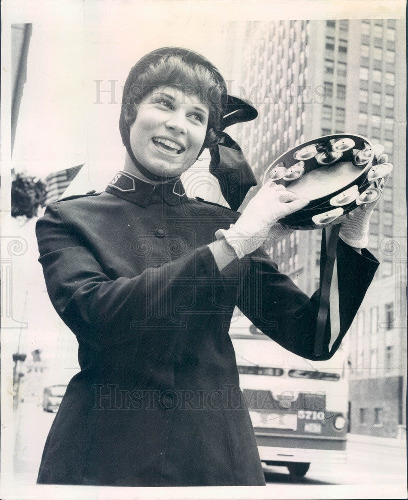 1962 Chicago, IL Salvation Army Belmont Corps Cadet Carolyn Hopps Press Photo - Historic Images