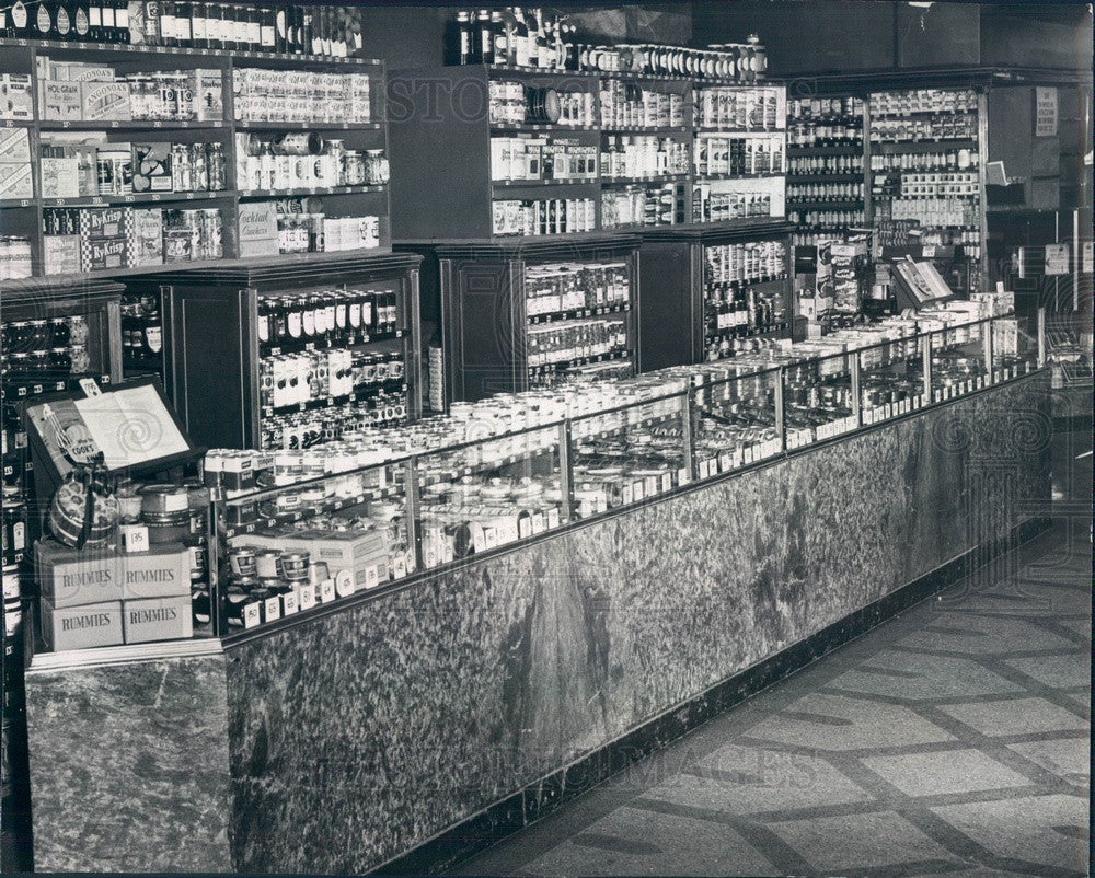 Undated Chicago, Illinois Stop &amp; Shop, Washington St Press Photo - Historic Images