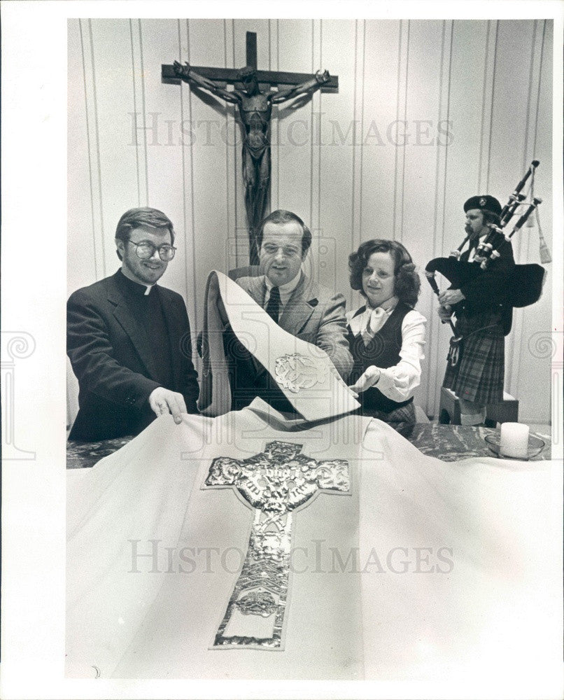 1981 Chicago, Illinois St Barnabas Church Rev Thomas O'Gorman Press Photo - Historic Images