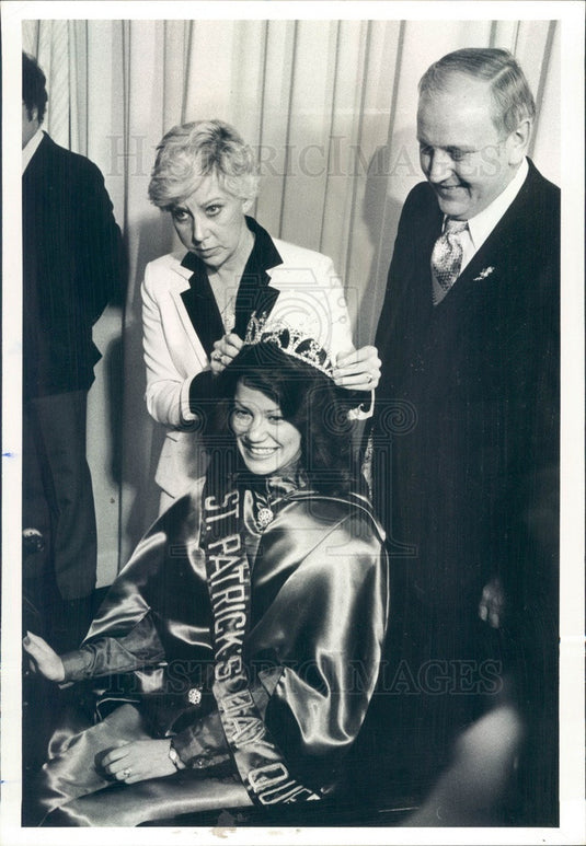 1980 Chicago, Illinois St Patrick's Day Parade Queen Rosemarie Tully Press Photo - Historic Images