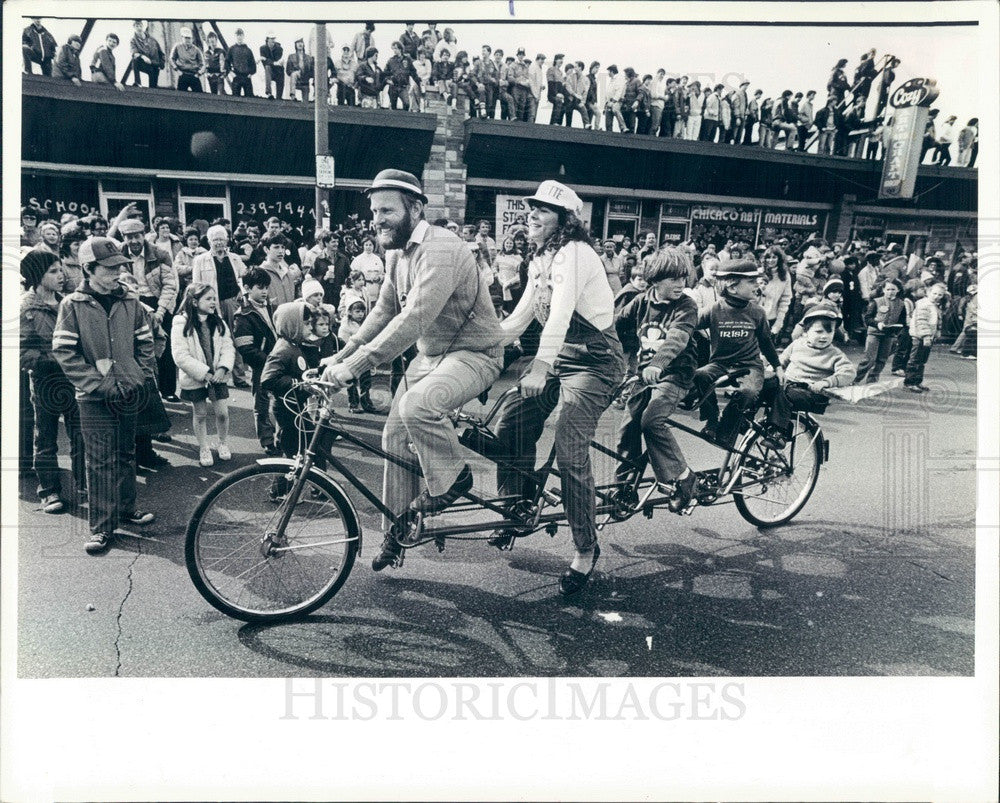 1983 Chicago, Illinois St Patrick's Day Parade Bicyclists Press Photo - Historic Images
